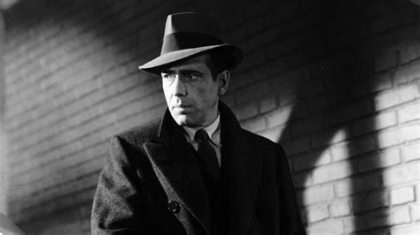 The Maltese Falcon! Unmasking Murder and Intrigue in a Gritty San Francisco Noir